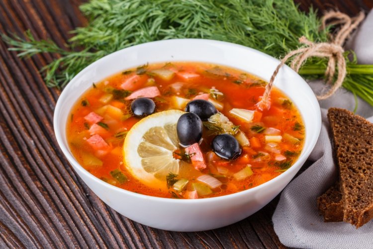 20 способов вкусно приготовить солянку