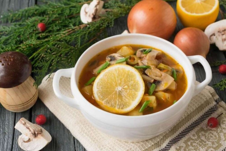 Солянка с грибами