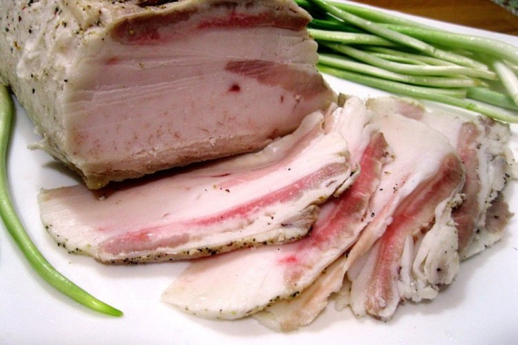 Сало в рассоле с горчицей