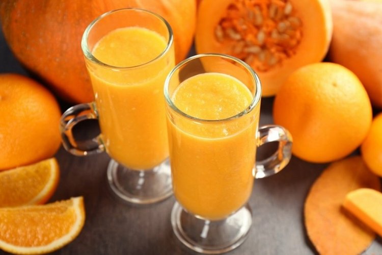 Сок из тыквы с фруктами