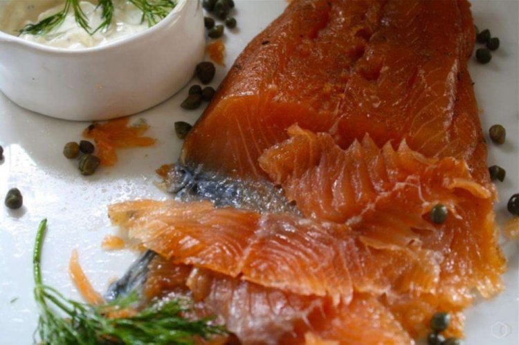 Соленая горбуша с коньяком