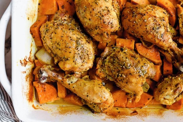 Батат с курицей в духовке