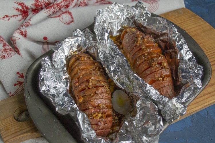 Батат-гармошкой с ветчиной и сыром