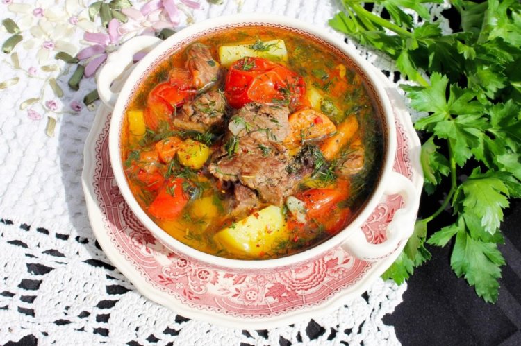 Шурпа с грибами