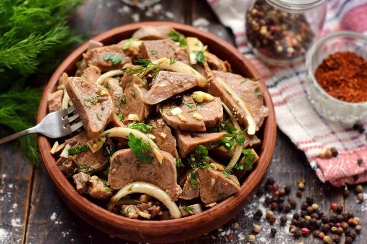 Жаркое из свиного языка