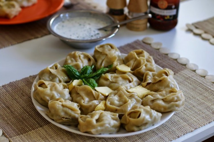 Манты с грибами