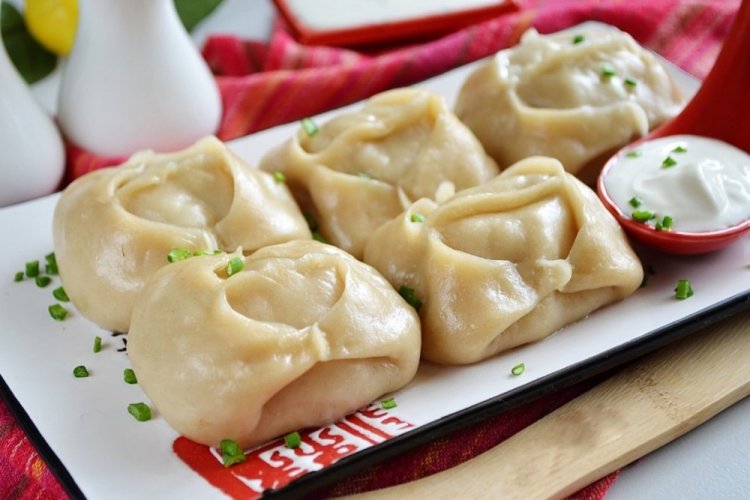 Манты с говядиной и картошкой