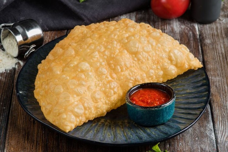 Чебуреки с курицей