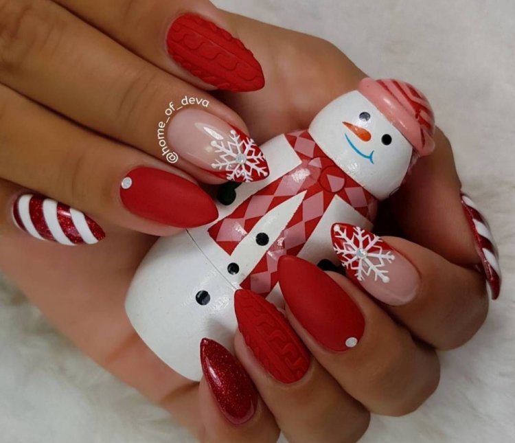 Красно-белый маникюр