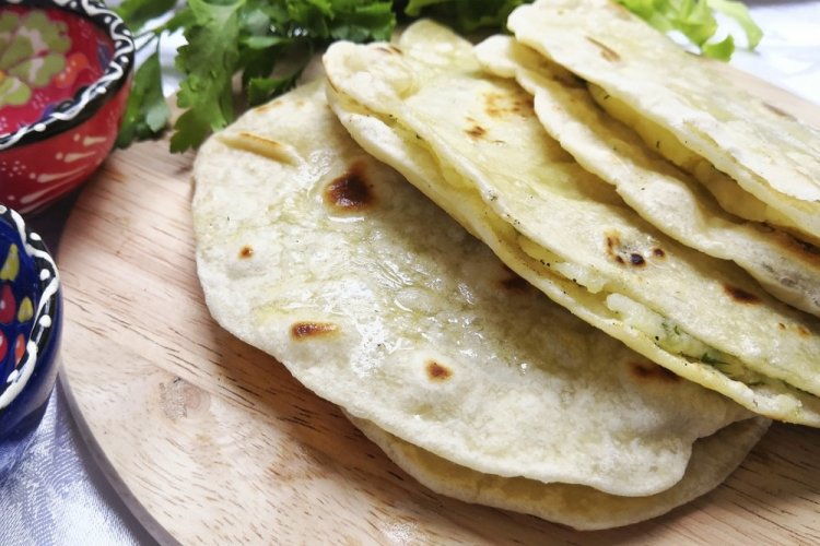 Кыстыбый с картошкой и овощами