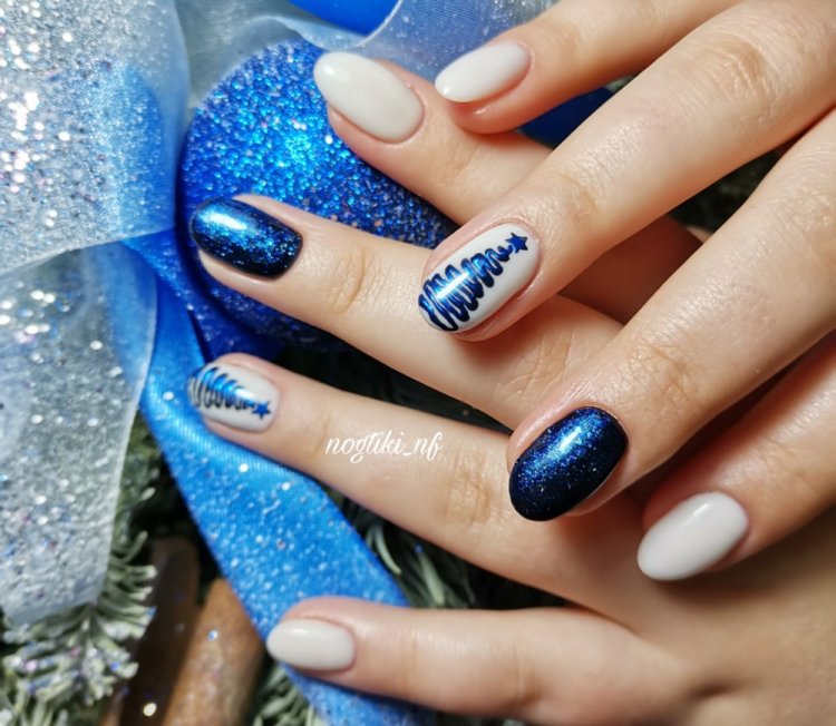 Елки и шарики