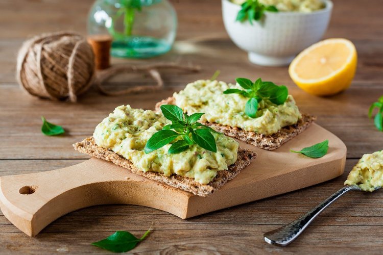 Намазка из сельди с авокадо