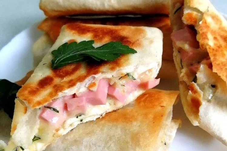 Мини-пицца из лаваша