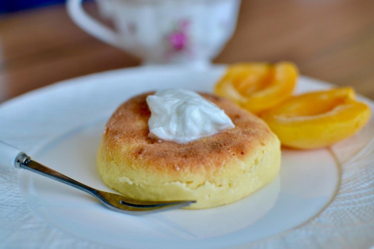 Сырники с рисовой мукой на сковороде