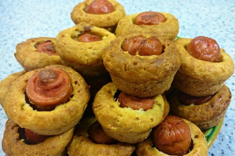 Маффины с сосисками