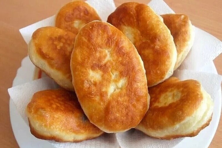 Жареные пирожки с капустой