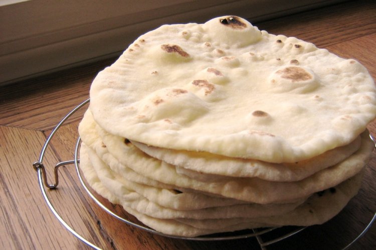 Дрожжевые лепешки с рисом