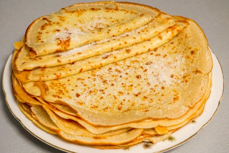 Блины на кефире с кипятком