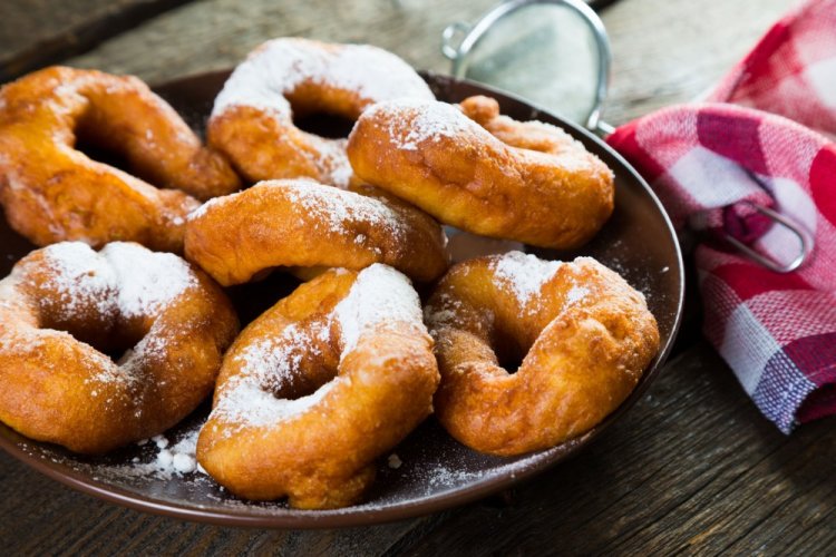 Жареные пончики