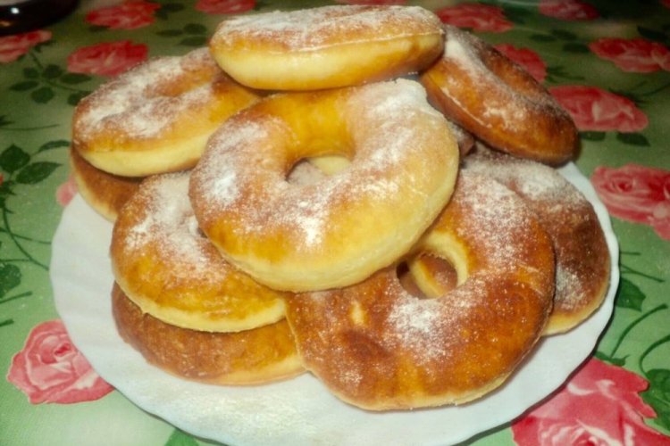 Пышки на кефире с творогом