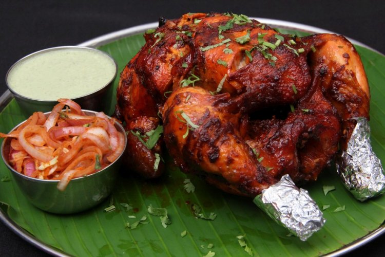 Фаршированная курица с орехами