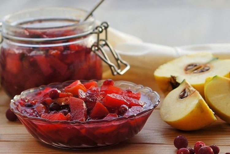 Варенье из айвы с клюквой