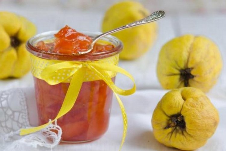 Варенье из айвы с медом без варки