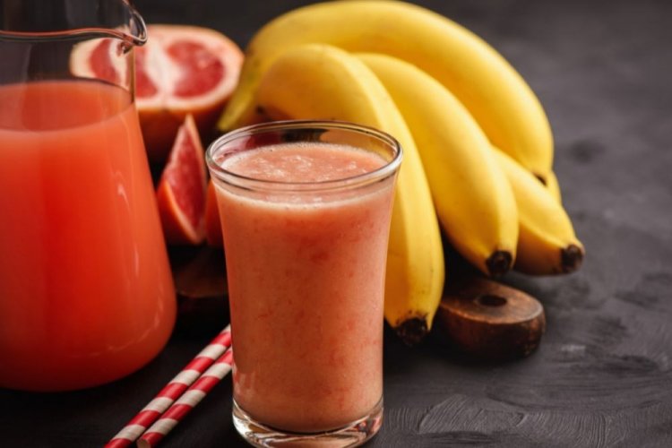 Смузи из грейпфрутов и бананов