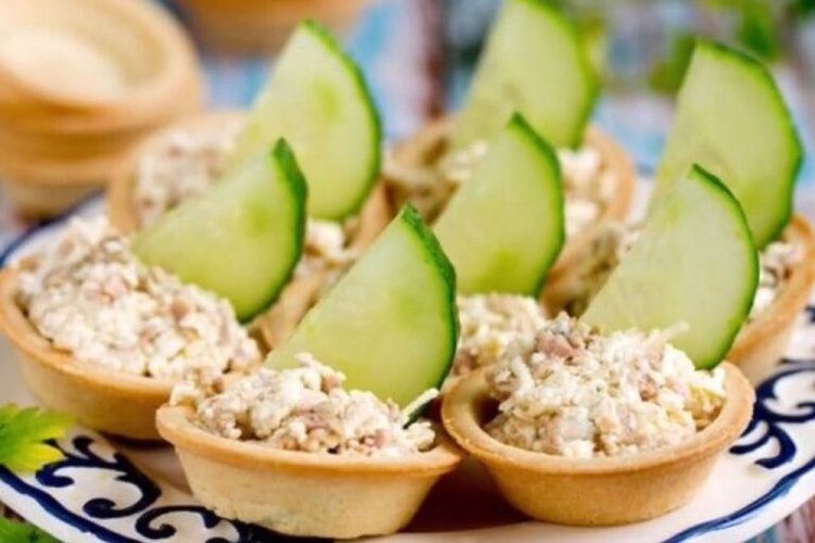 Тарталетки с плавленым сыром и печенью трески