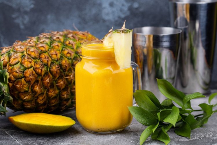 Смузи из ананаса и манго