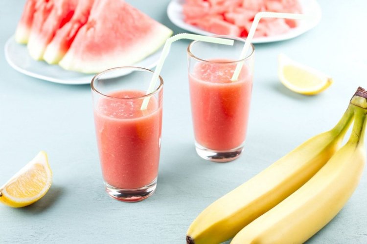 Смузи из арбуза и банана