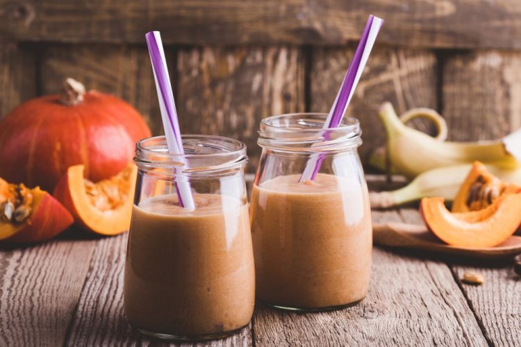 Шоколадный смузи из тыквы и бананов