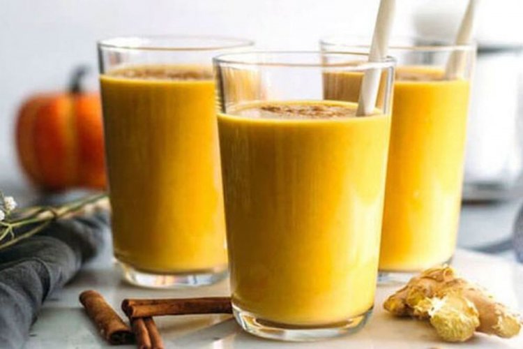 Тыквенный смузи с имбирем и корицей