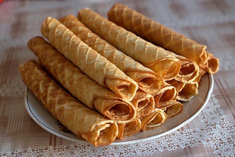 Вафельные трубочки на молоке