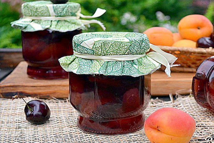 Варенье из вишни и абрикосов без косточек
