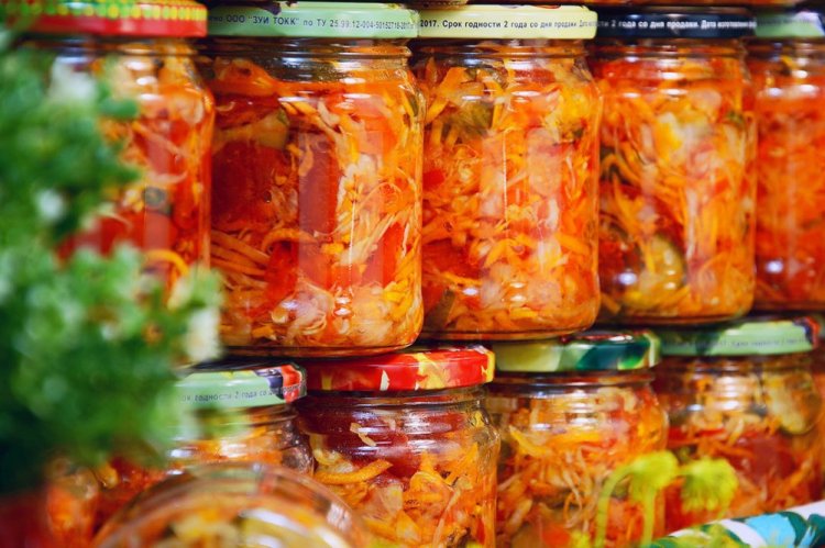 Овощной салат из капусты на зиму