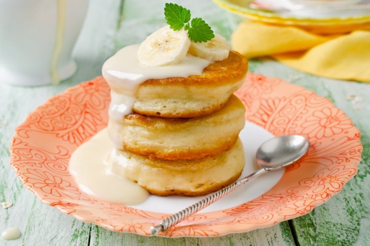 Оладьи на сметане с бананом