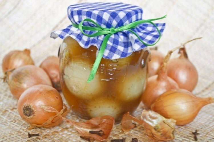 Маринованный лук с яблочным уксусом на зиму