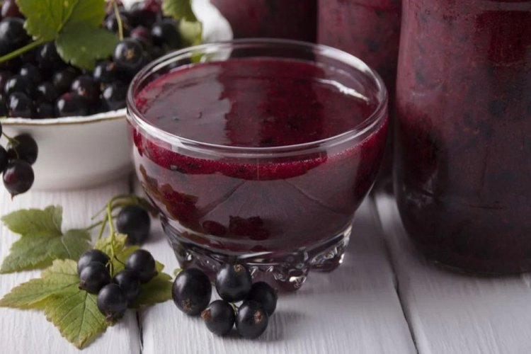 Джем из черной смородины в мультиварке