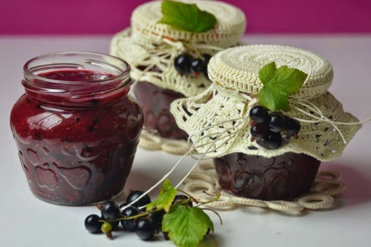 Джем из черной смородины с лимонным соком