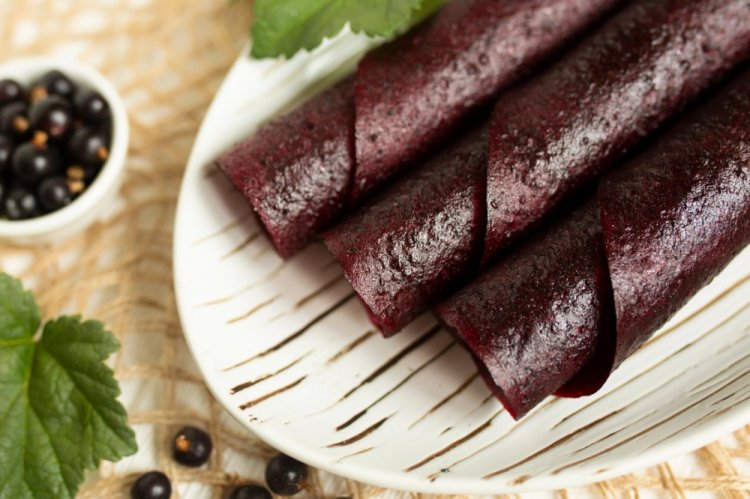 Пастила из черной смородины с медом