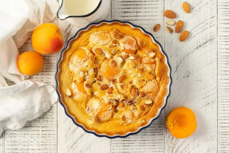 Заливной пирог с абрикосами