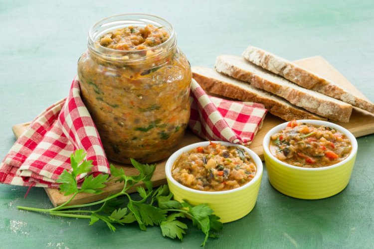 Икра из баклажанов через мясорубку