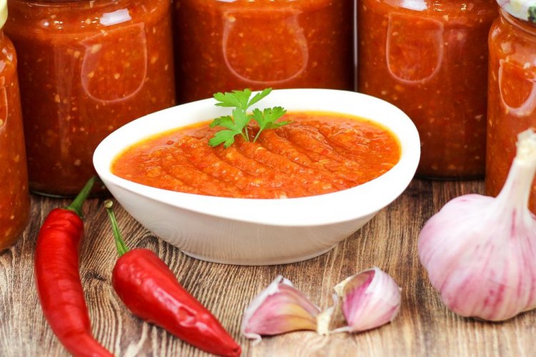 Аджика из кабачков без моркови и лука