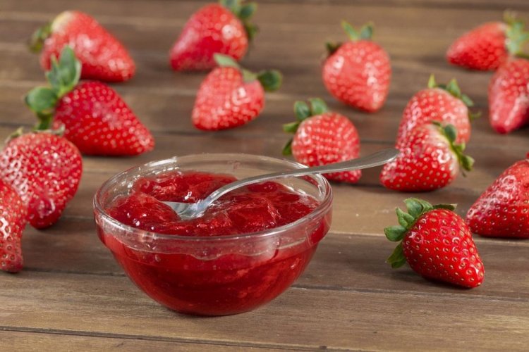Клубничный джем с имбирем и анисом