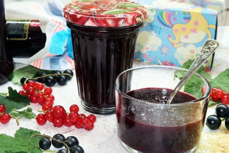 Желе из красной и черной смородины с желатином без сахара