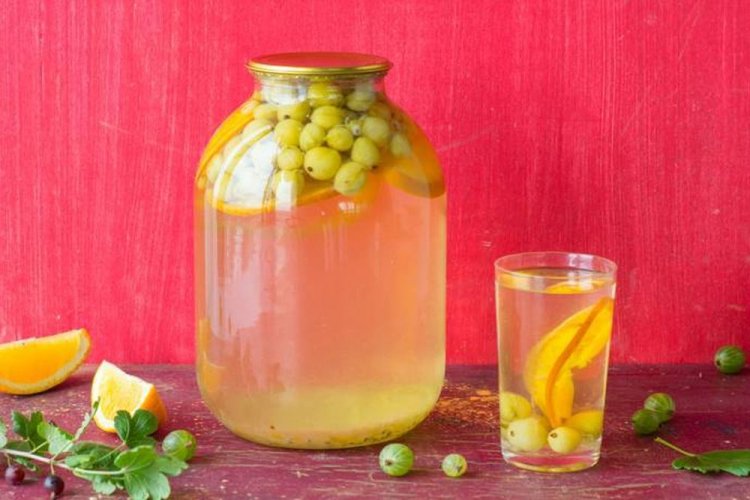 Компот «Мохито» из крыжовника, апельсинов и лимонов