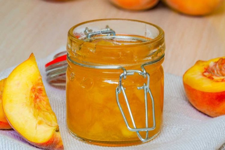 Янтарное варенье из нектаринов