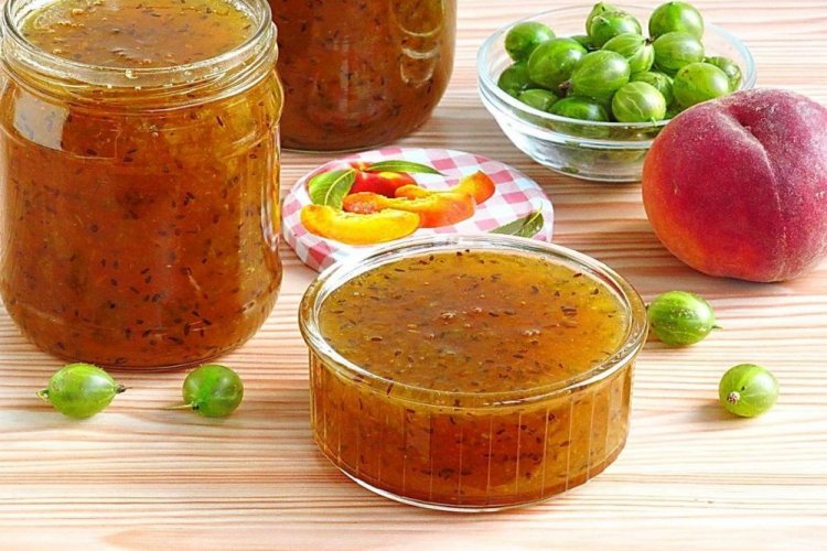 Джем из крыжовника и персиков