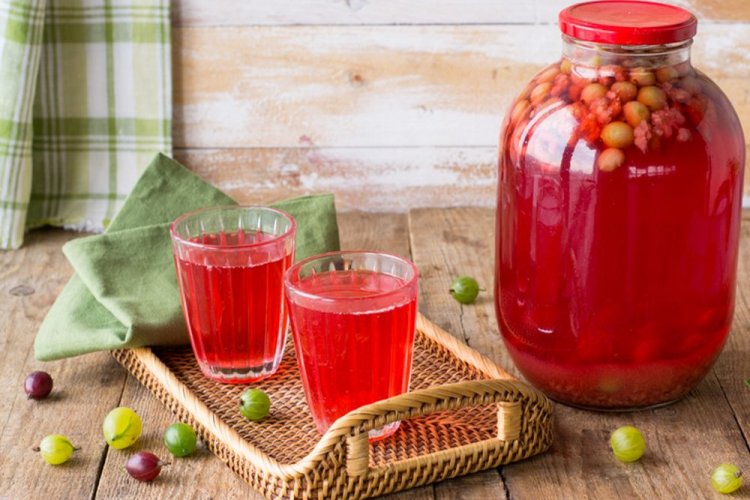 Компот из малины и крыжовника на зиму